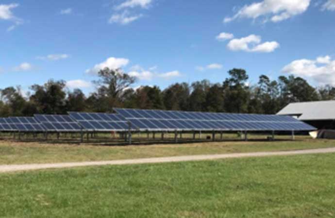 Ground mounted solar power installation in Atlanta